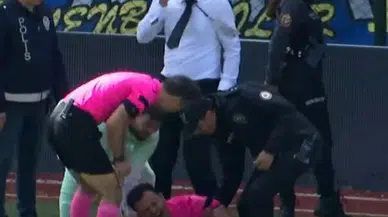 Hakem, Yaralanmasına Karşın Maça Devam Etti