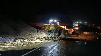 Hakkari’de Sağanak Yağış Tesirli Oluyor