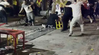 İş Yerine Sığınan Genci Taraftarlara Vermediler, Ortalık Savaş Alanına Döndü