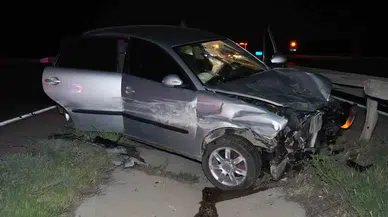 Kaza Yapan Araçtakilere Yardım Etmek İsterken Canından Oldu