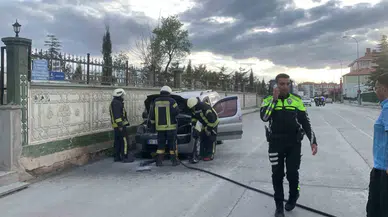 Mezarlık Ziyaretine Gitti, Aracı Yandı