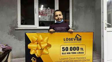 Minik Ahmet’e 50 Bin TL Muhtaçlık Çeki