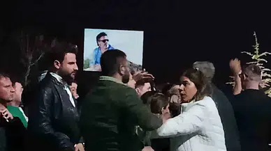 Moein Konserinde Gerginlik