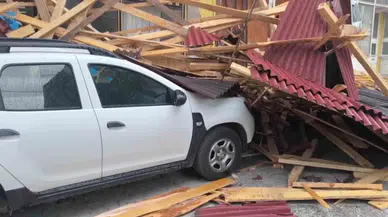 Suluova’da Fırtına Çatıları Uçurdu, Vatandaşlar Sarsıntı Sandı