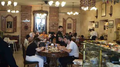 Tatili Fırsat Bilen Vatandaşlar Gaziantep Lezzetlerine Akın Etti