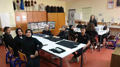 Teknolojik Atıklar Geri Dönüşüm ile Giysiye Dönüştü