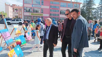 Kursiyerler Hazırladı, Eserler Meydanda
