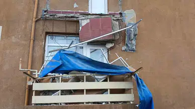 Avcılar’da Balkonu Çöken 6 Katlı Binanın Tahliyesine Karar Verildi