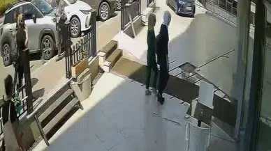 Bahçelievler’de 2 Bayan Hırsız Altın Dolu Kasayı Alıp Götürdü