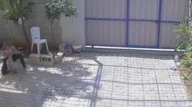 Boğazına Bozuk Para Kaçan Yeğenini Heimlich Hareketiyle Kurtardı