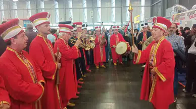 Bursa Mehter Grubu, Fransa’da Türkiye’yi Gururlandırdı