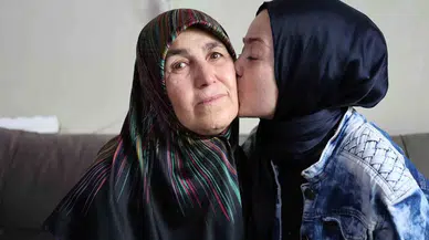 Fedakar Anne, Böbreğini Vererek Kızını Yine Hayata Bağladı