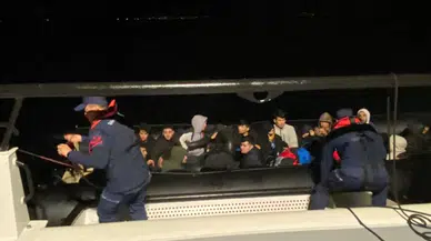 İzmir Açıklarında 22 Sistemsiz Göçmen Yakalandı