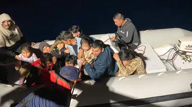 İzmir Sularından, 24’ü Çocuk 49 Göçmen Karaya Çıkartıldı