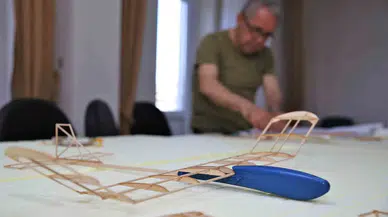 Keçiören’de Huzurevi Sakinleri Model Uçak Üretimi Eğitimi Aldı
