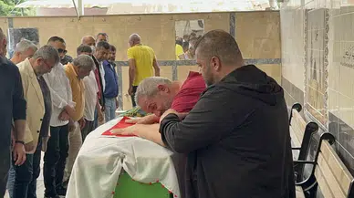 Nefes Borusuna Yemek Kaçması Sonucu Vefat Eden Minik Kız Son Seyahatine Uğurlandı