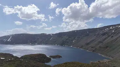 Nemrut Krater Gölü’nde Turizm Dönemi Açıldı