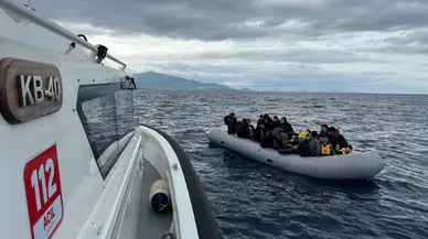 Sürüklenen Lastik Bottaki 22’si Çocuk 47 Göçmen Kurtarıldı