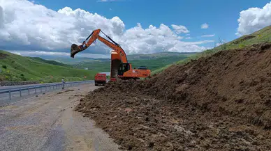 Varto’da Tıpkı Noktada 4.’Üncü Sefer Heyelan Meydana Geldi