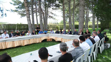 AK Parti’de İstişare Toplantısı