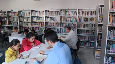 Başkan Amca, Miniklere Kitap Okudu