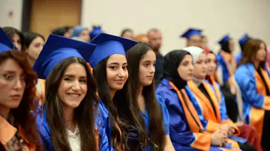 Hitit Üniversitesinde mezuniyet törenleri son buldu