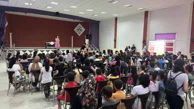 Sevilen Yazar, Minik Okurlarıyla Buluştu