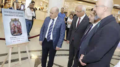 Tütünün Zararları Halka Anlatılıyor