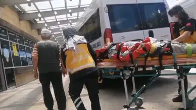 Yaşlı Adam, Devrilen Traktörün Altında Kaldı