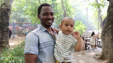 Adana Sıcaklarına Afrikalılar Bile Hayret Etti