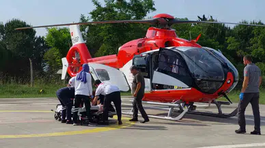 Ambulans Helikopterler Erken Doğum Riski Olan Genç Bayan İçin Havalandı