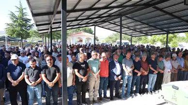 Boğazına Erik Kaçan 7 Yaşındaki Hiranur Nevşehir’de Toprağa Verildi