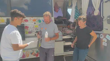 ‘El Ele’ Sloganıyla Tipe Çıkan Alman Turistler Süphan Dağı’na Tırmandı