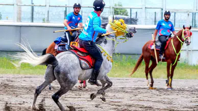 Erzurum’da Cirit Heyecanı Sürüyor