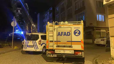 Fatih’te Binaların Ortasında Kalan Tarihi Yapının İstinat Duvarı Çöktü
