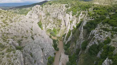 Gizemli Kanyon Keşfedilmeyi Bekliyor: "Altında Yeraltı Kenti Olabilir" Savı