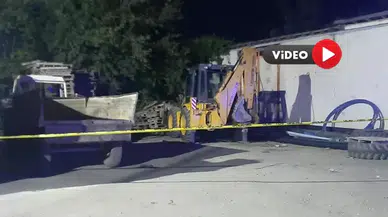 Üzerine İş Makinesinin Kepçesi Düşen Genç Hayatını Kaybetti