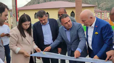 Milli Eğitim Bakanı Tekin, Bayramı Baba Ocağında Geçiriyor