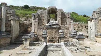 Perge’deki Kestros Çeşmesi, 1800 Yıl Ortadan Sonra Suyla Buluşacak