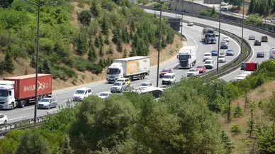 Tem Otoyolu Kocaeli Geçişinde Bayram Dönüşü Yoğunluğu