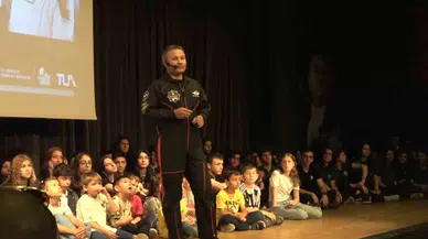 Türkiye’nin Birinci Astronotu Gezeravcı Yalova’da Öğrencilerle Buluştu