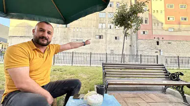 Yüzlerce Bal Arısı Kent Merkezindeki Parkı Mesken Tuttu