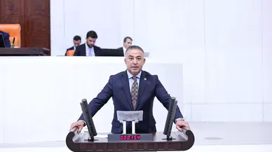 Tahtasız, Bakanı İstifaya Davet Etti