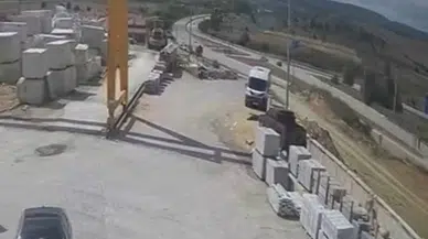 12 Kişinin Yaralandığı Kaza Kamerada