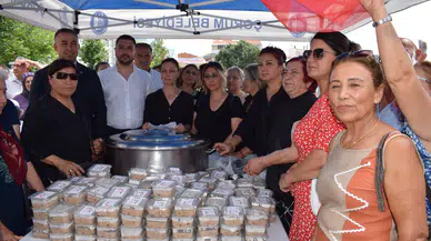 CHP’den Aşure İkramı