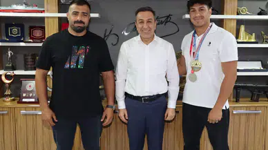 Dere Ödüllü Sporcuları Ağırladı