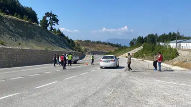 İki Pikap Çarpıştı: Bir Ölü, Üç Yaralı
