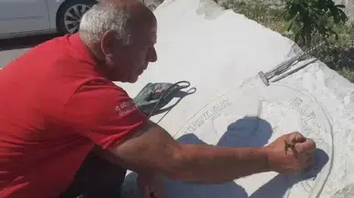 Osmancıklı Sadrazama Sanatsal Mezar