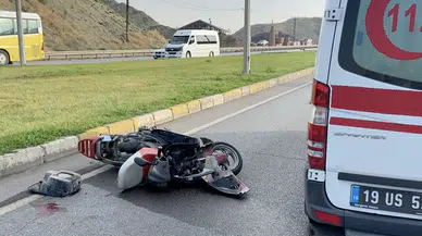 TIR ile Motosiklet Çarpıştı