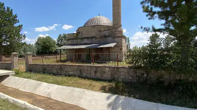 Tahtasız’dan Türbe Sitemi